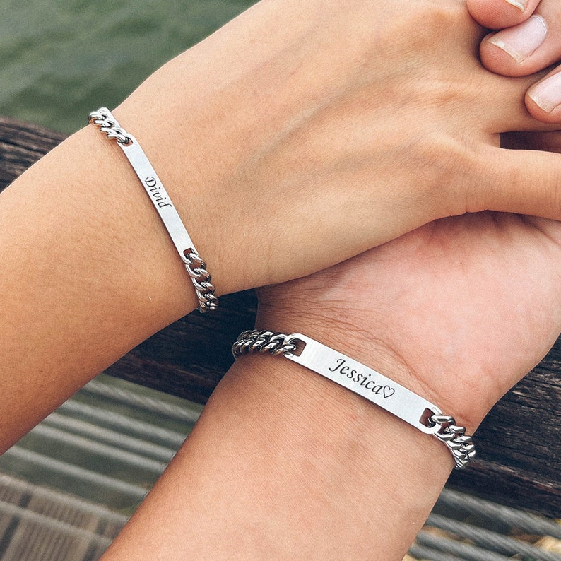 Engraving Couples Bracelet