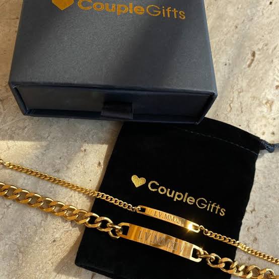 Engraving Couples Bracelet